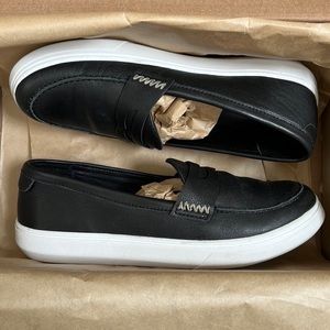 Portland Leather Black and White Loafers